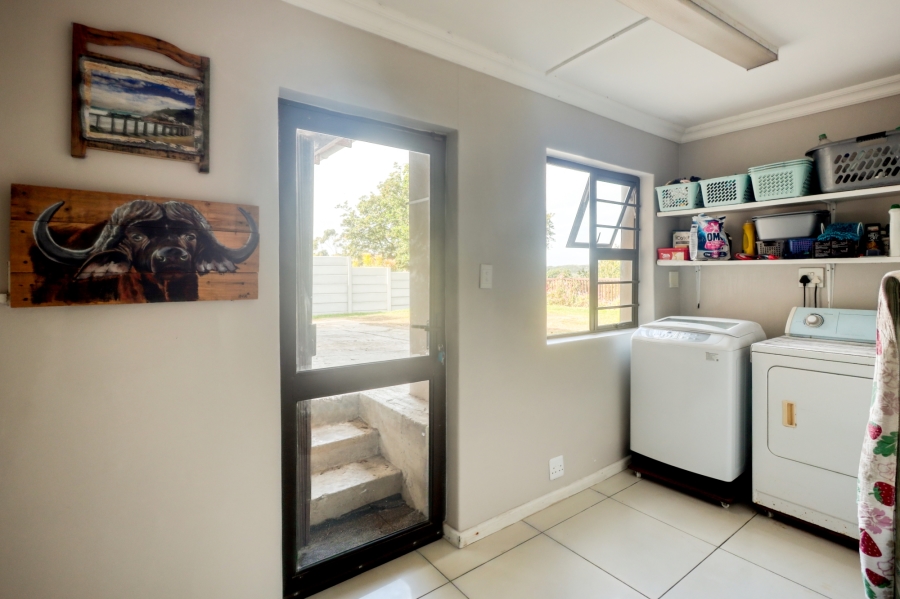 5 Bedroom Property for Sale in Nahoon Eastern Cape